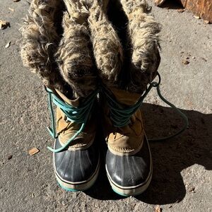 Sorel Faux Fur Lined Winter Boots